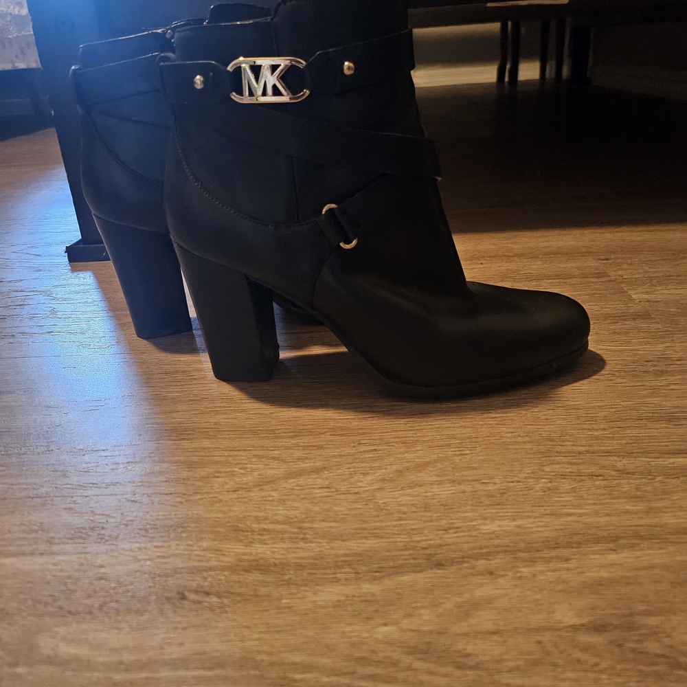 Michael Kors Women's Black Ankle Boots